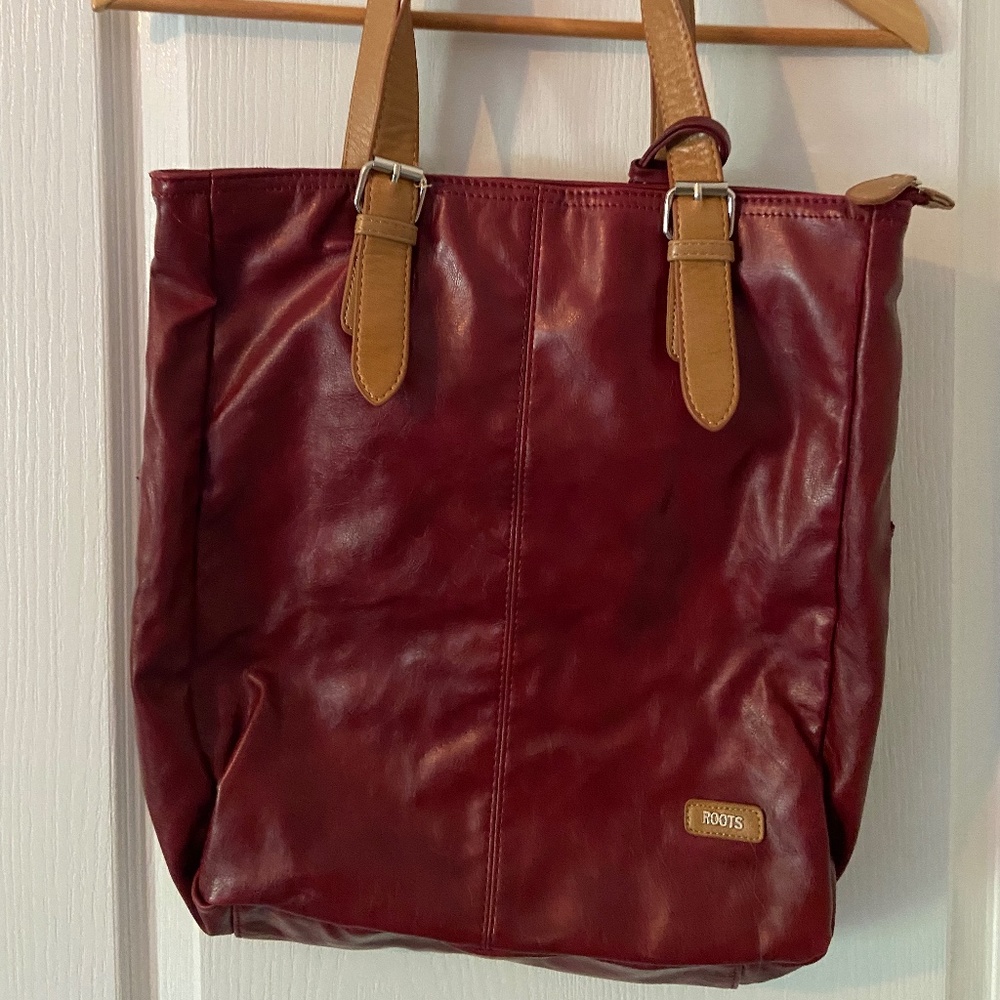 Roots purse